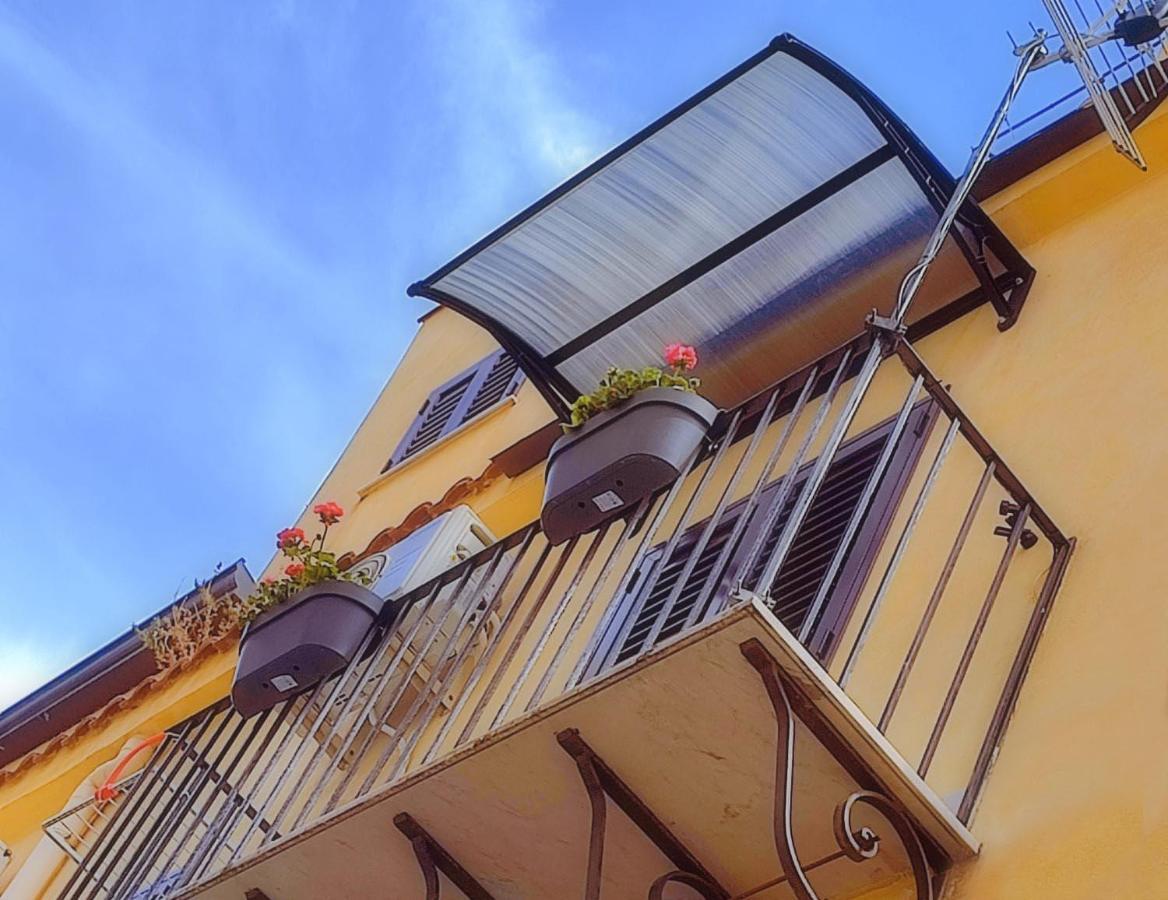 La Dimora Di Lexy Villa ปาแลร์โม ภายนอก รูปภาพ
